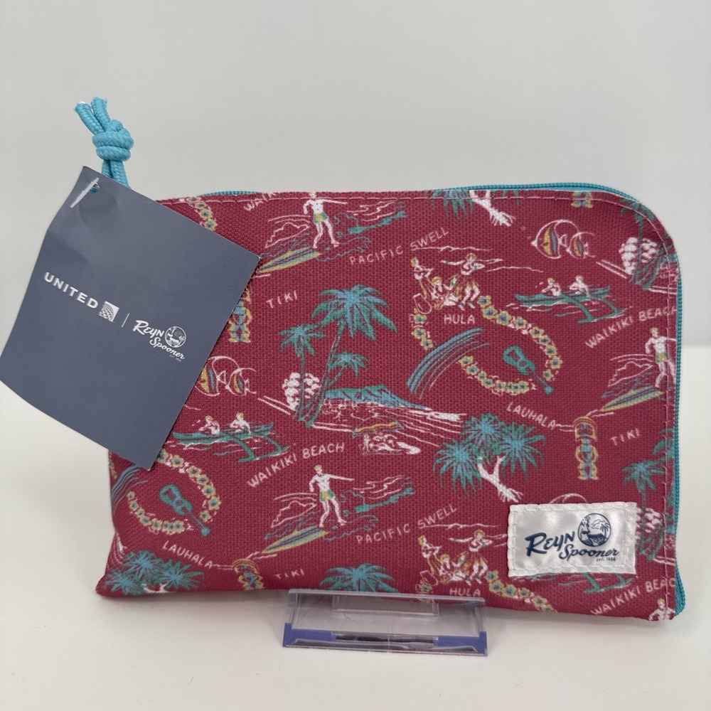 United‎ Airlines UA Reyn Spooner Travel Amenity Kit Hawaii First Class 2025 NEW - Picture 7 of 7